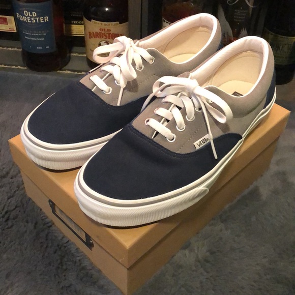 Vans NWOT - Picture 3 of 6